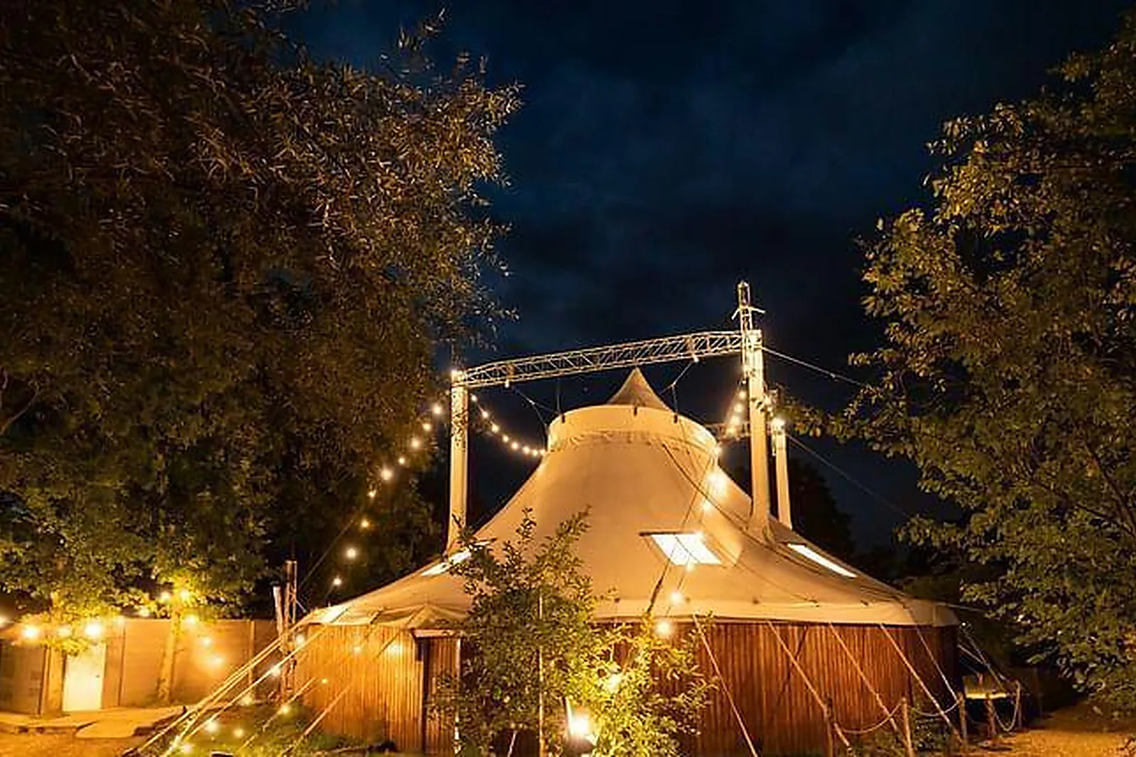 Lieux événementiels, LE DOMAINE DES VIEUX CHÊNES