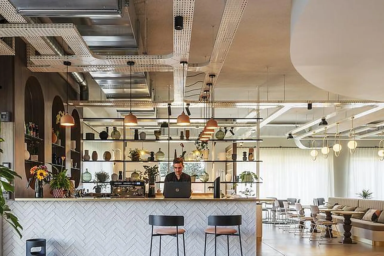 Lieux événementiels, MUTATIONS CONSULTANTS