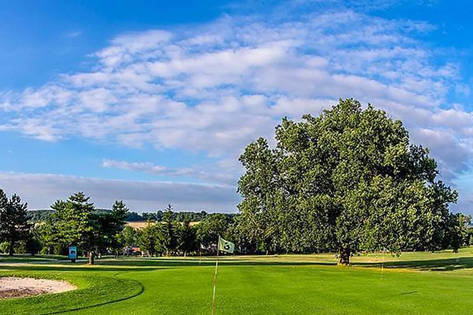 Lieux événementiels, LE DOMAINE DU GOLF D'ALBRET***
