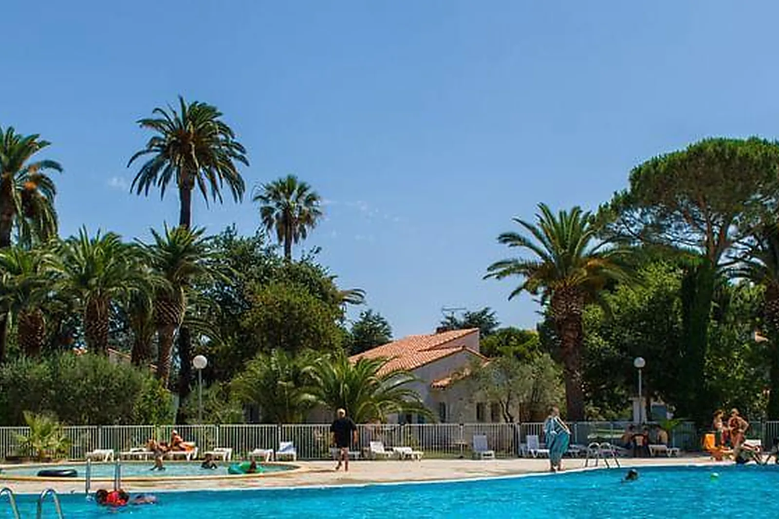 Lieux événementiels, LE DOMAINE DU MAS BLANC