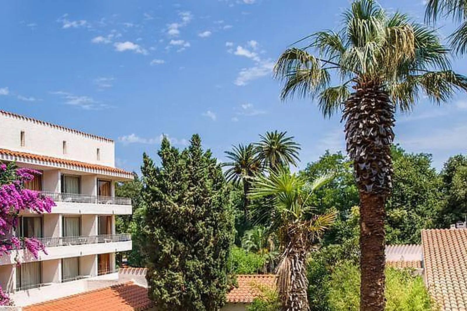 Lieux événementiels, LE DOMAINE DU MAS BLANC