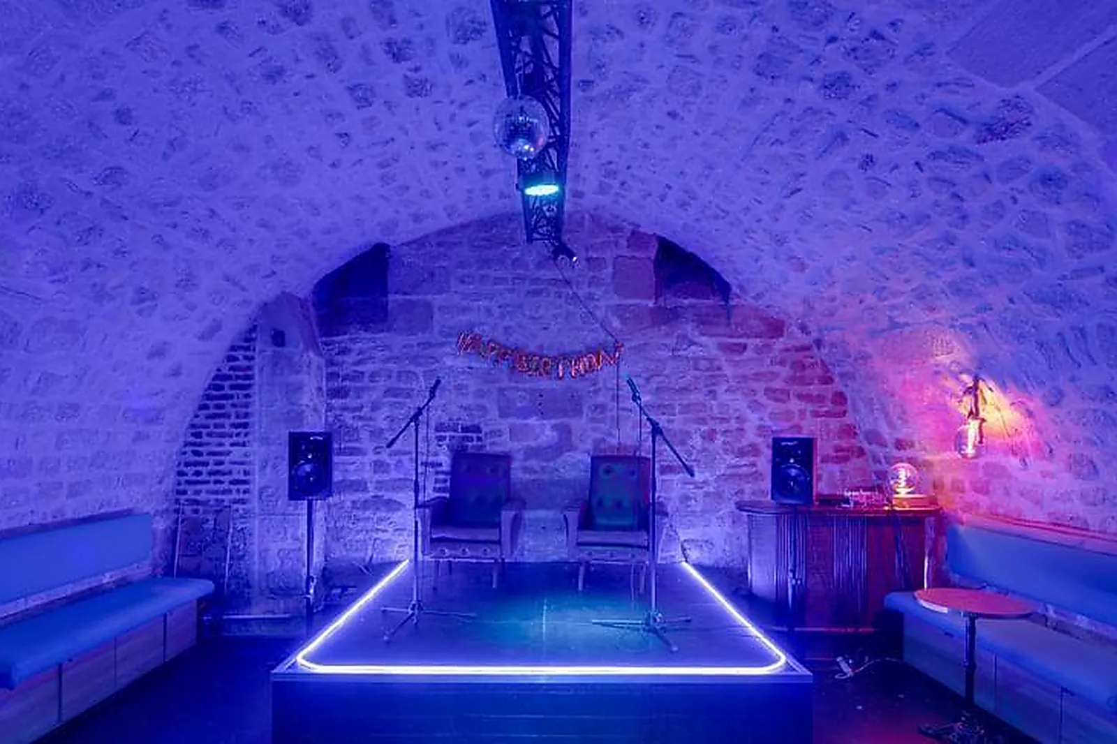 Lieux événementiels, LE FLUCTUAT