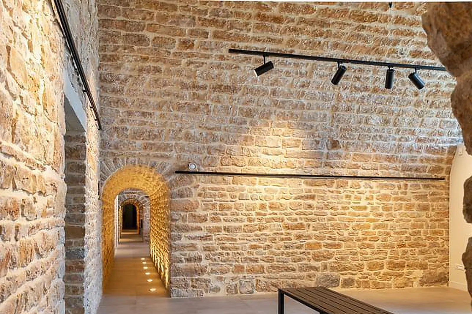 Lieux événementiels, SALLE DE REUNION - ESPACE TROIS TIERS