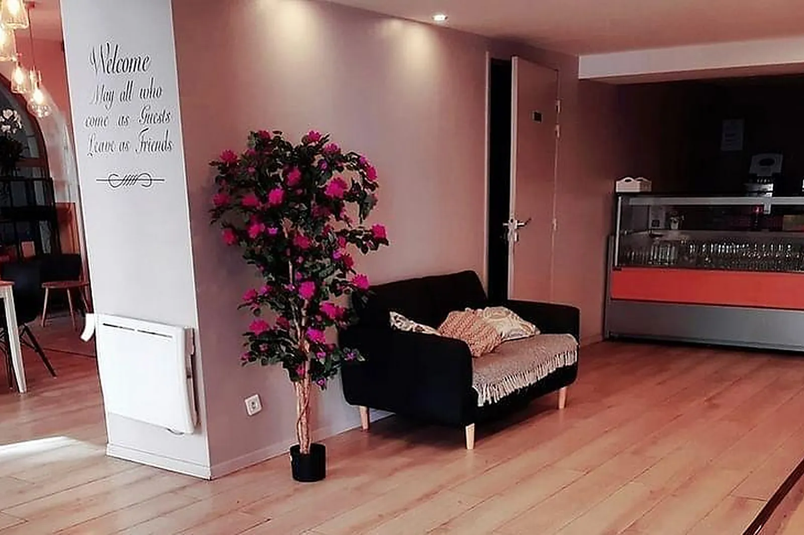 Lieux événementiels, LE FRIENDS