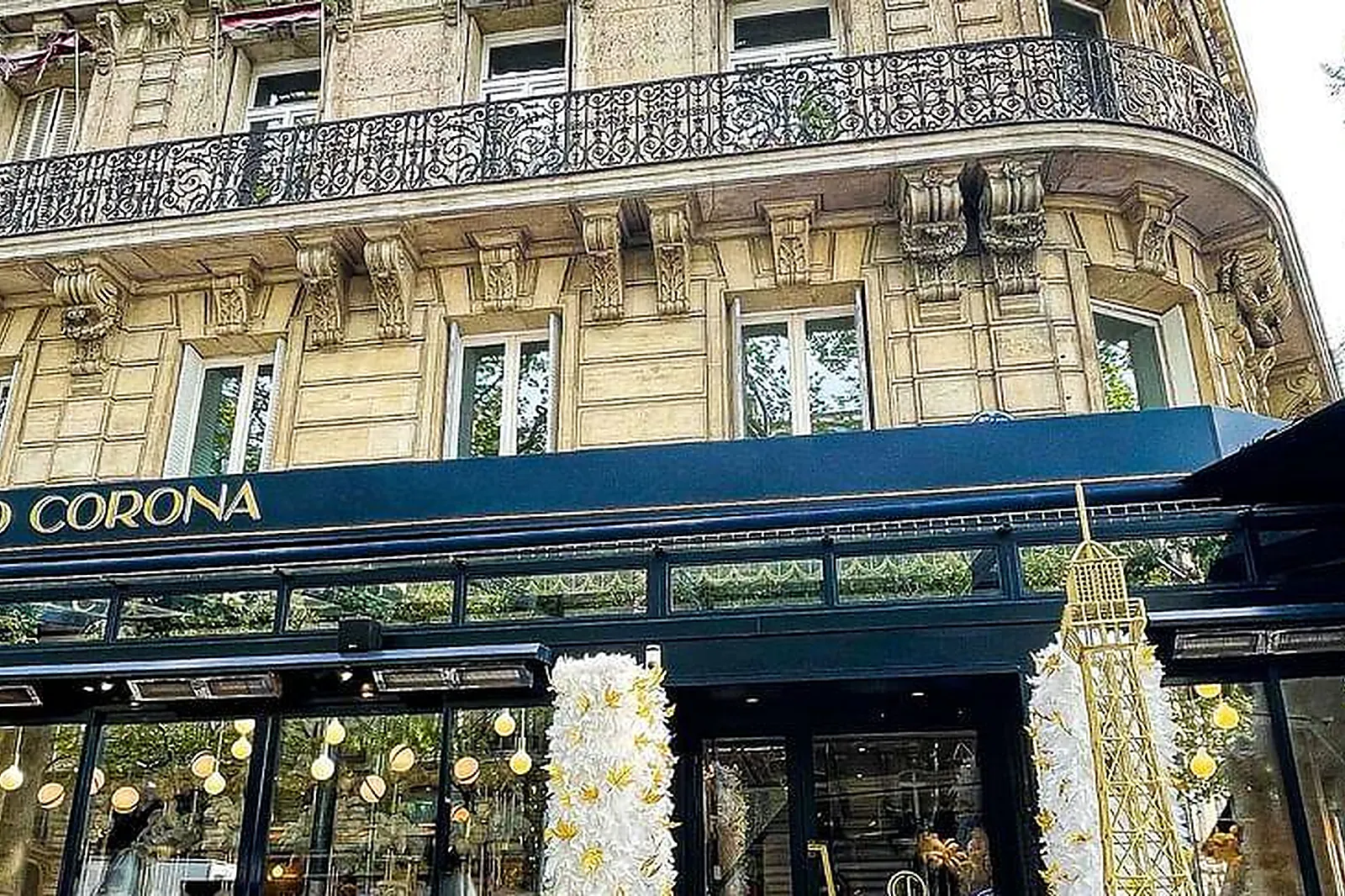 Lieux événementiels, LE GRAND CORONA