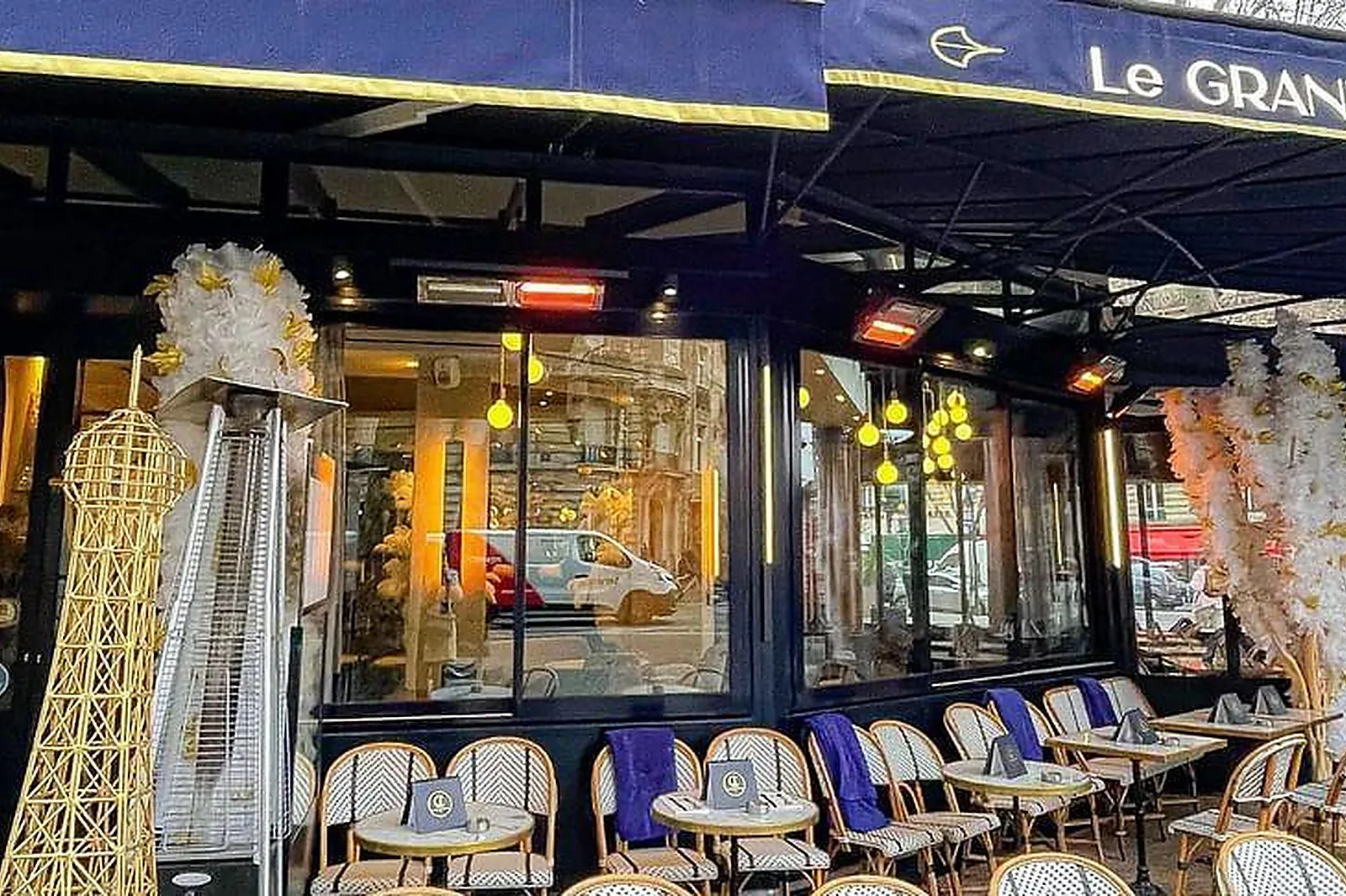 Lieux événementiels, LE GRAND CORONA