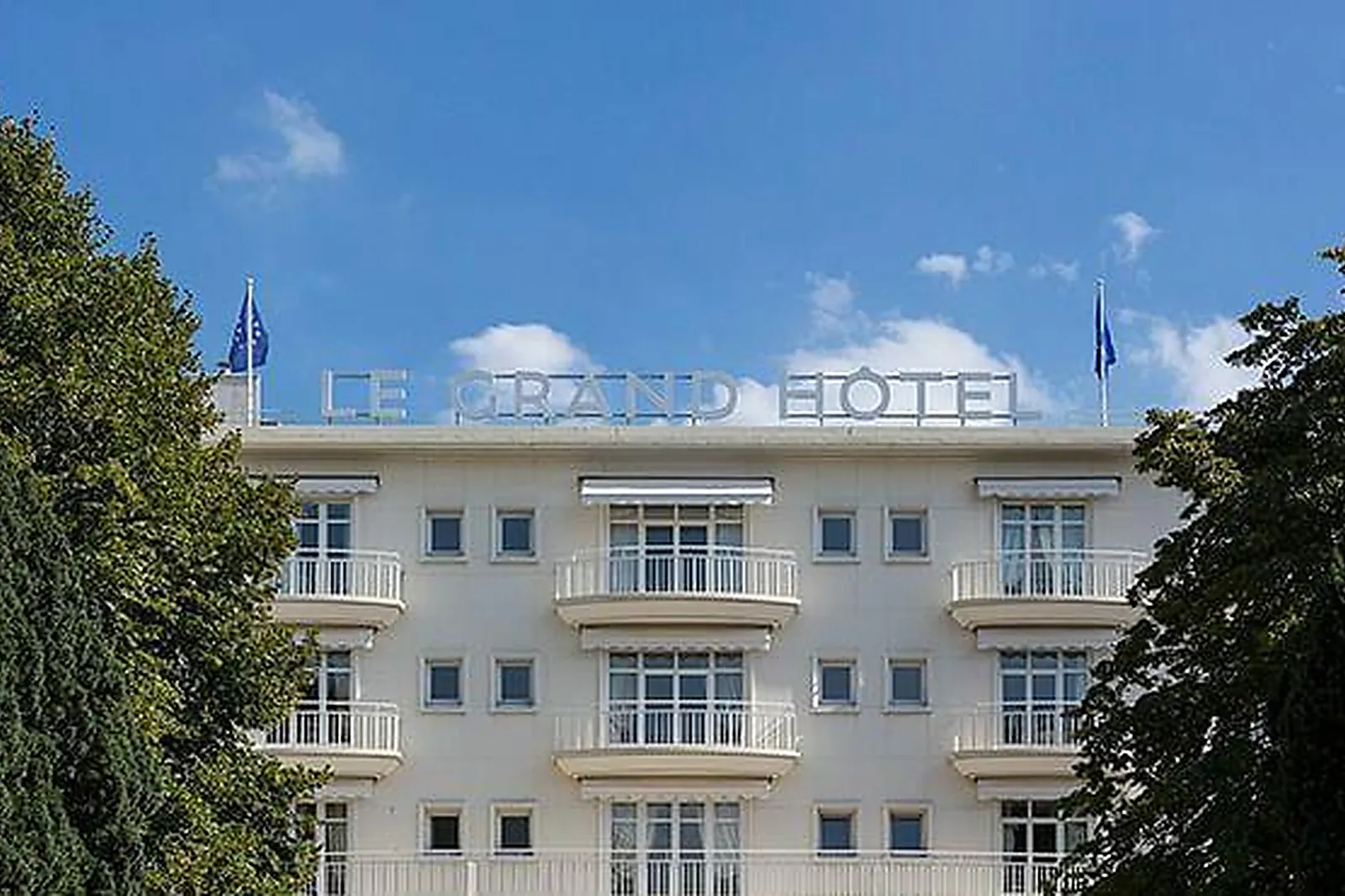 Lieux événementiels, LE GRAND HÔTEL ENGHIEN-LES-BAINS ****