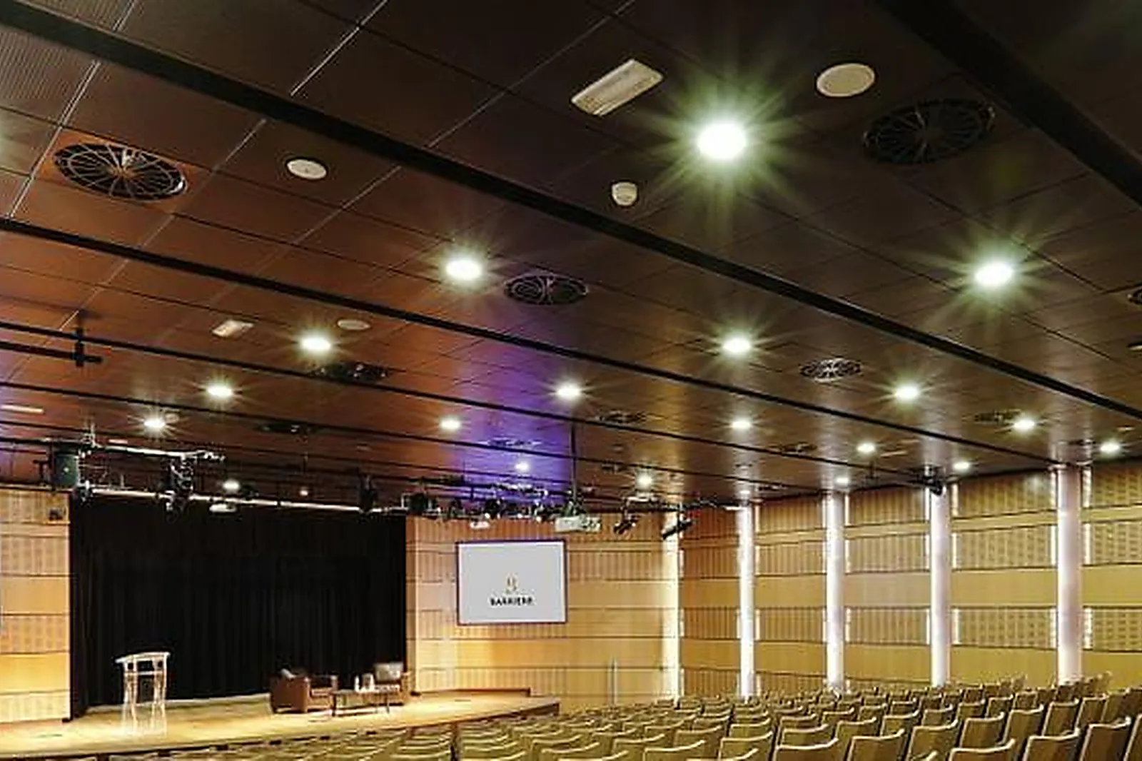 Lieux événementiels, LE GRAND HÔTEL ENGHIEN-LES-BAINS ****