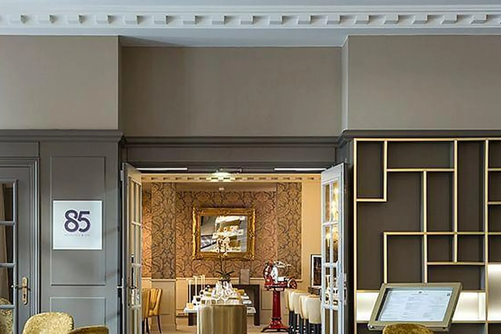 Lieux événementiels, LE GRAND HÔTEL ENGHIEN-LES-BAINS ****