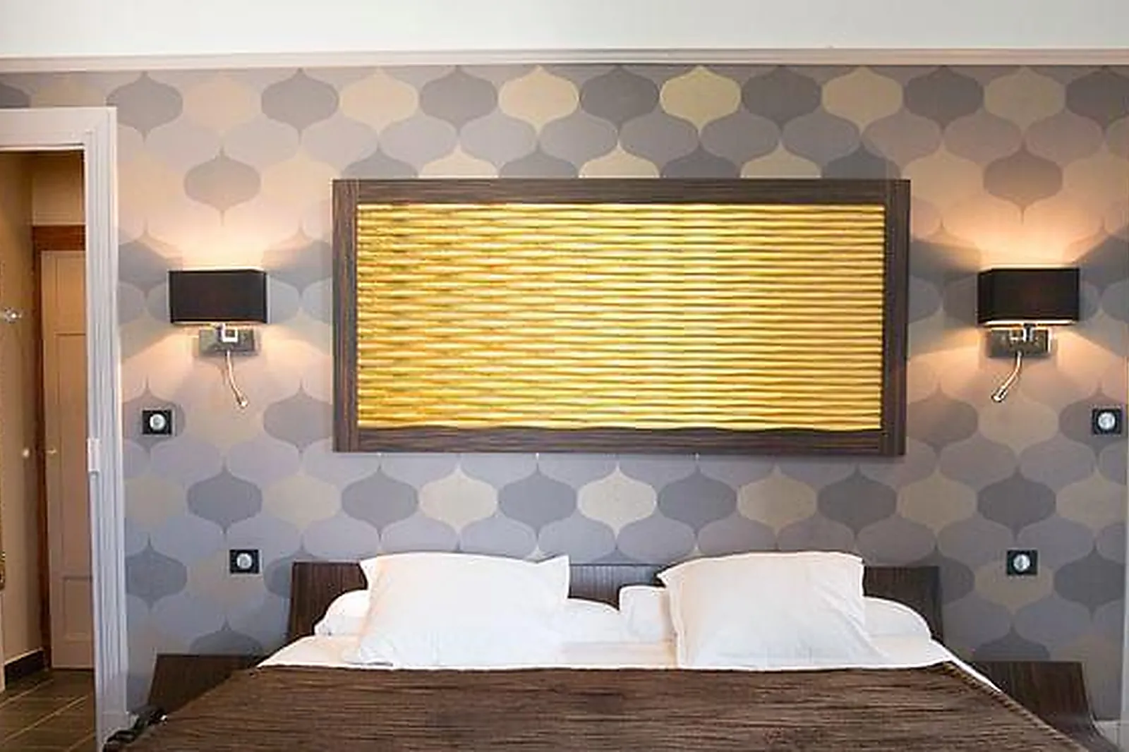 Lieux événementiels, LE GRAND HÔTEL DE TOURS****