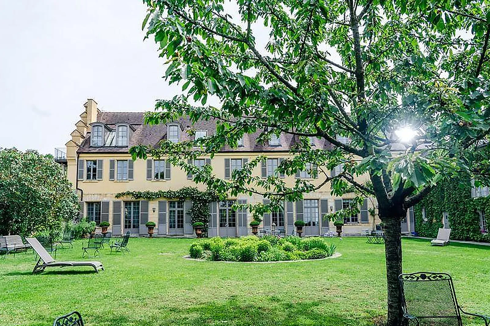 Lieux événementiels, LE HAMEAU D'ALICIA