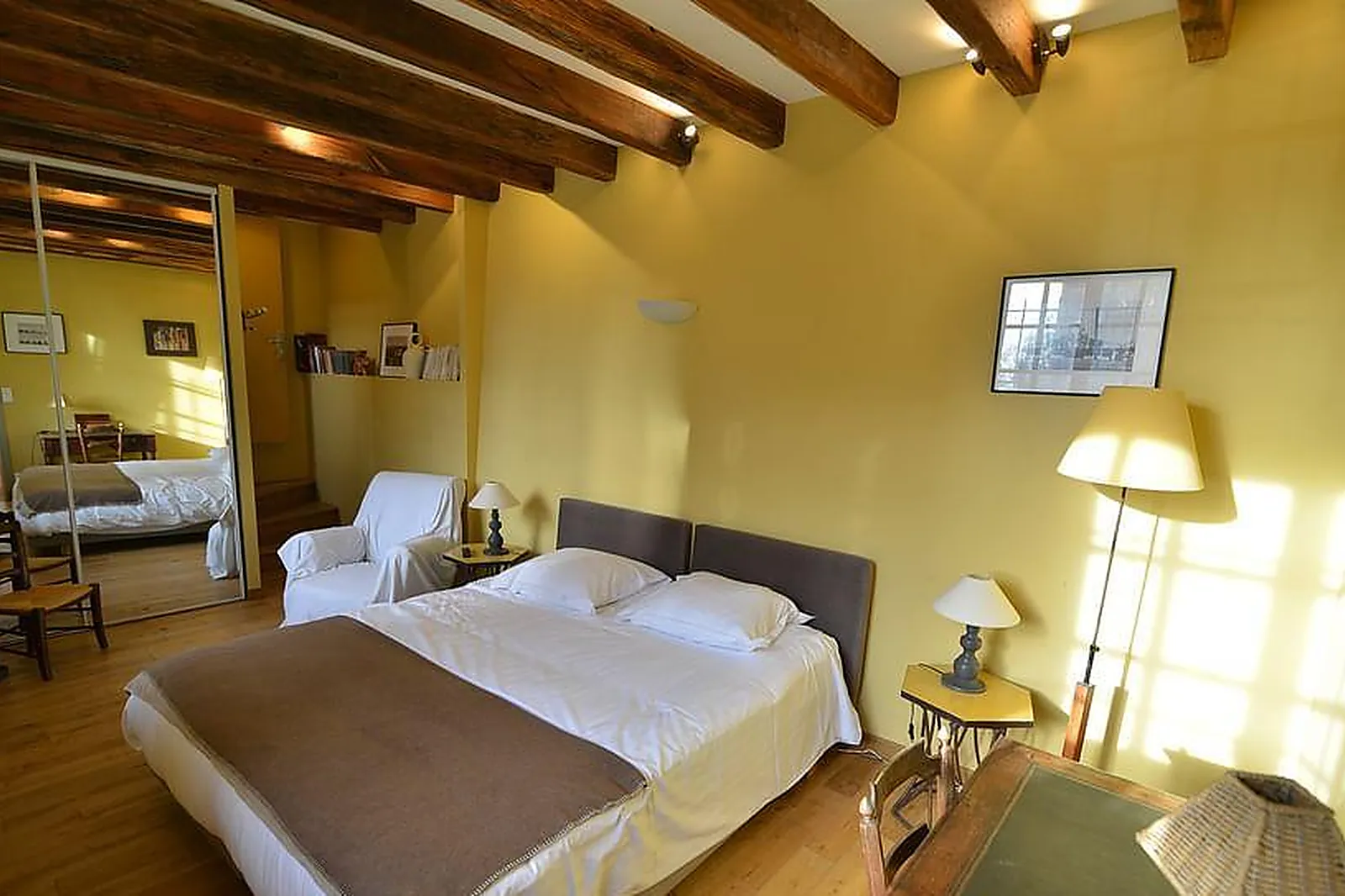 Lieux événementiels, LE HAMEAU D'ALICIA