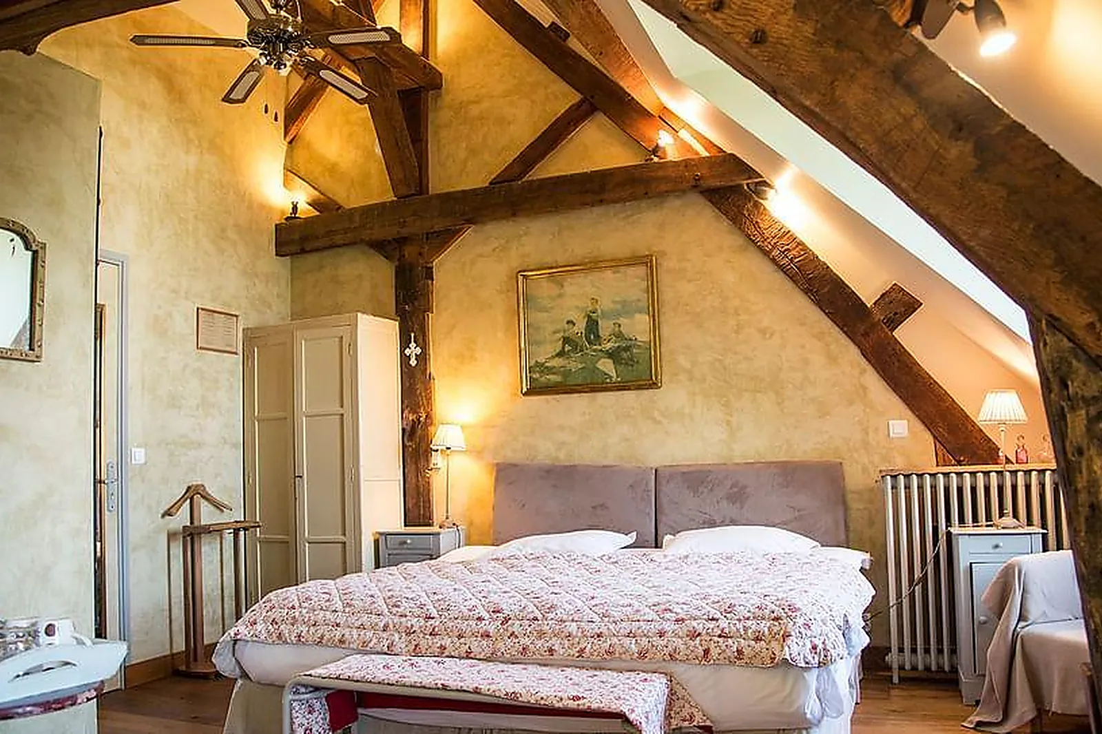 Lieux événementiels, LE HAMEAU D'ALICIA