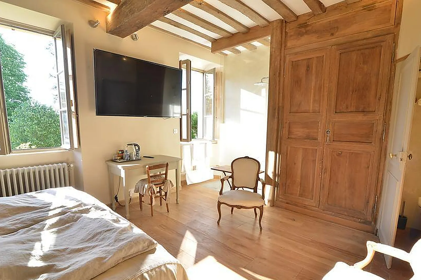 Lieux événementiels, LE HAMEAU D'ALICIA