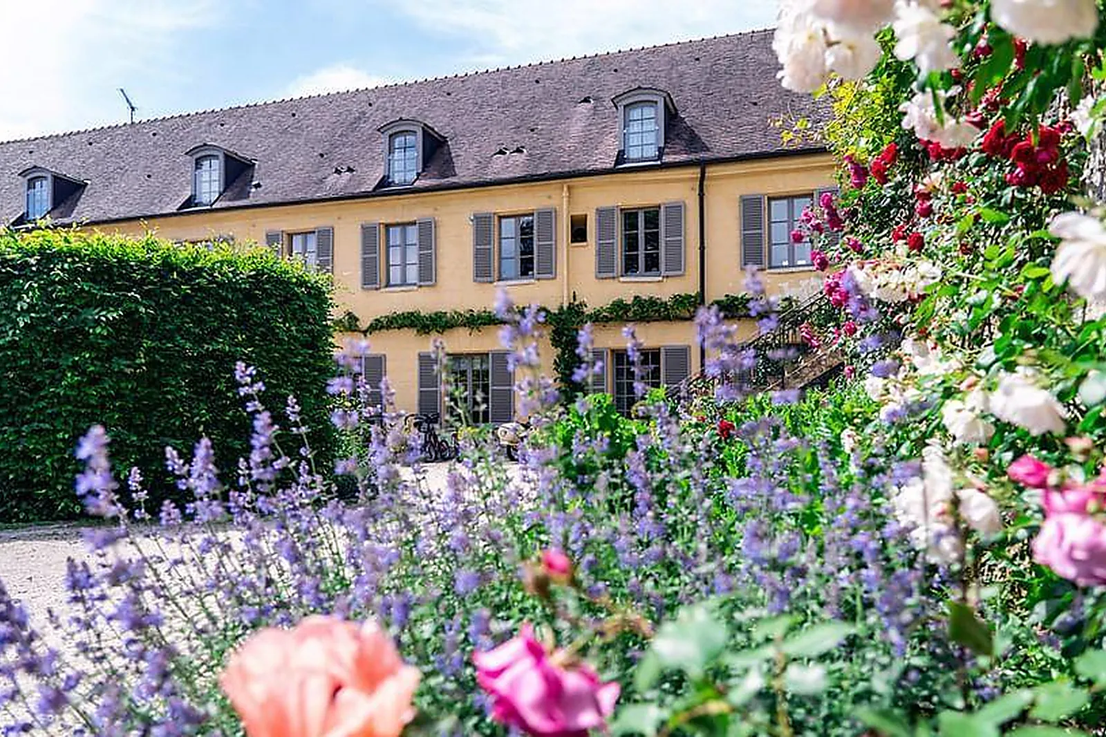 Lieux événementiels, LE HAMEAU D'ALICIA
