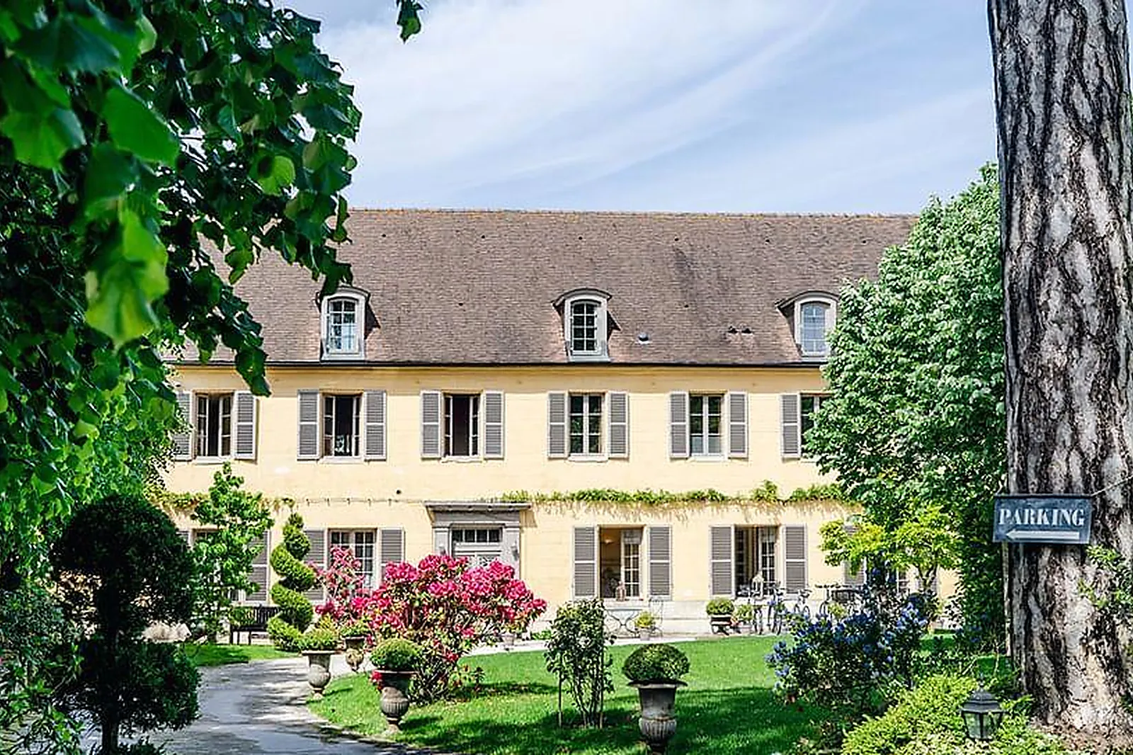 Lieux événementiels, LE HAMEAU D'ALICIA