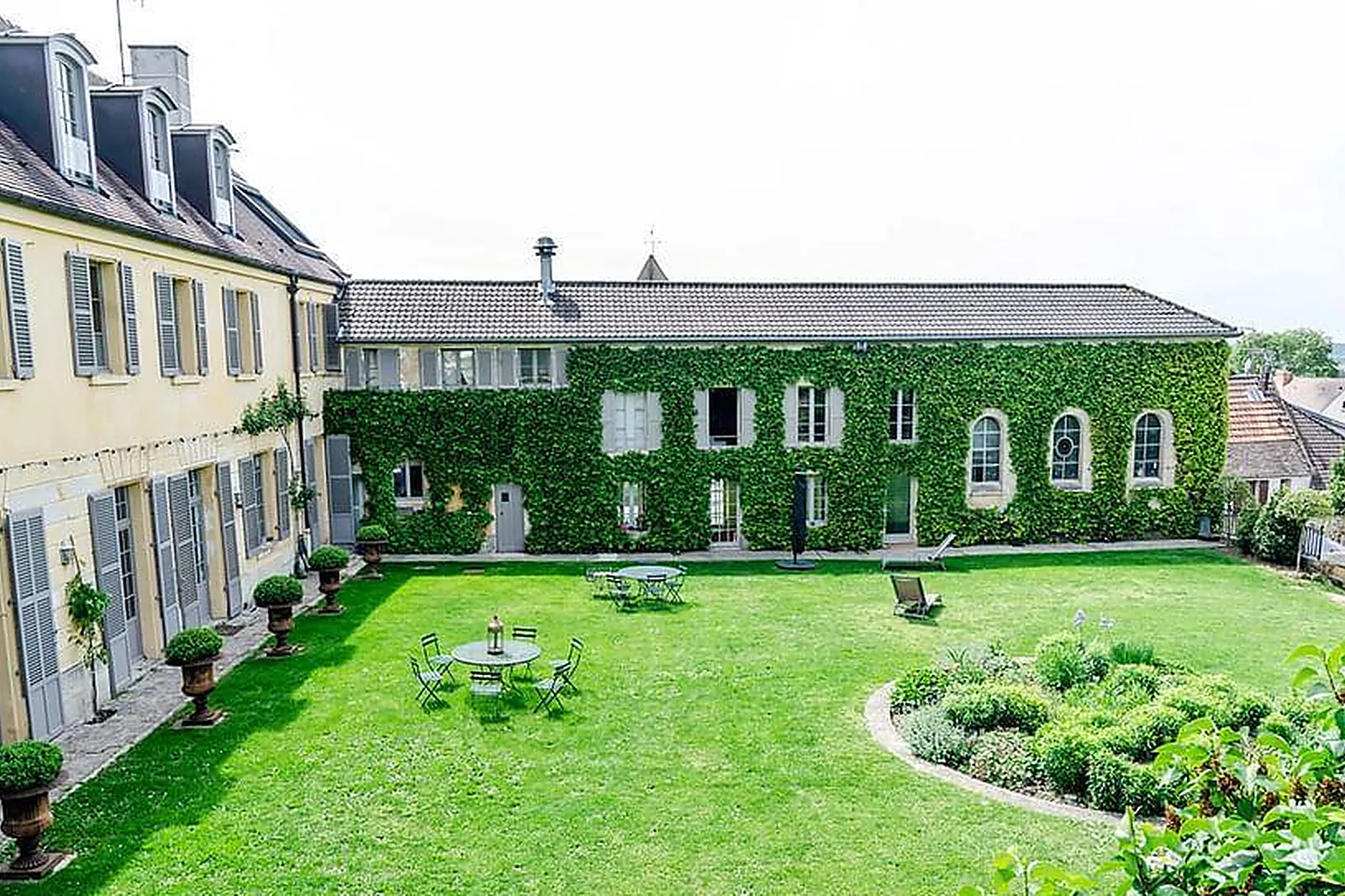 Lieux événementiels, LE HAMEAU D'ALICIA