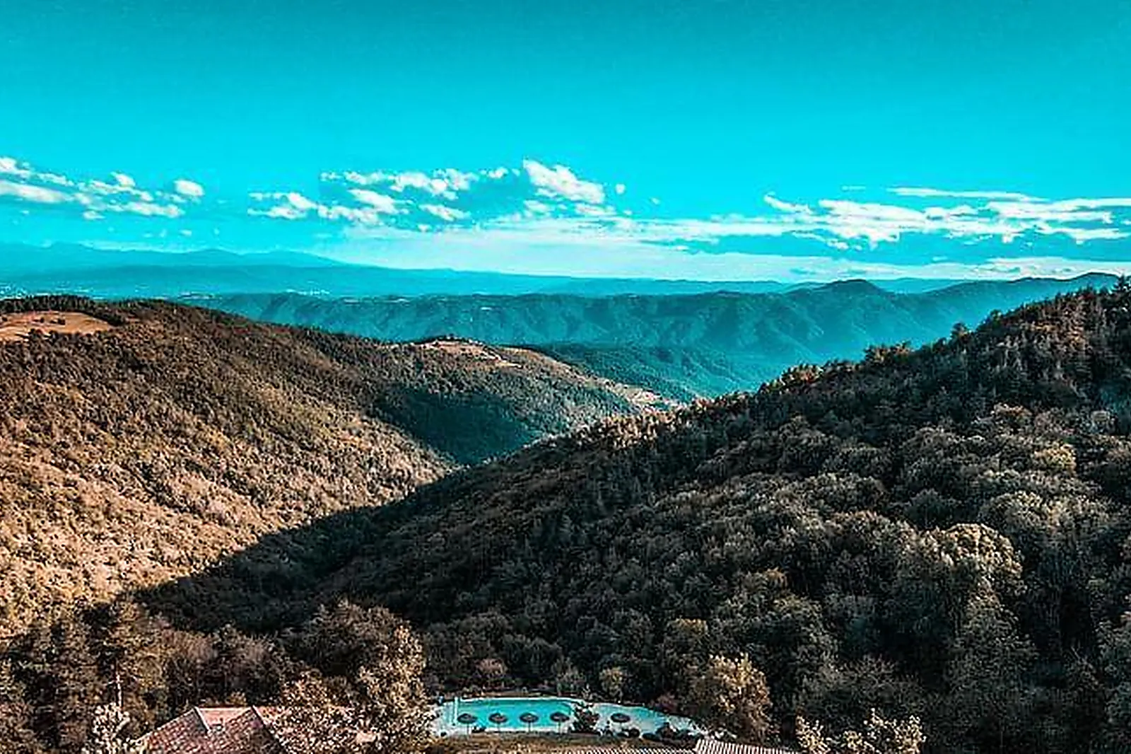 Lieux événementiels, LE HAMEAU DE LA MÛRE