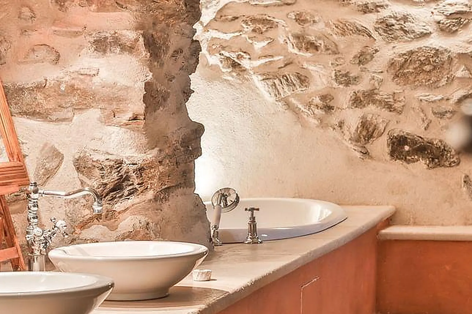 Lieux événementiels, LE HAMEAU DE LA MÛRE