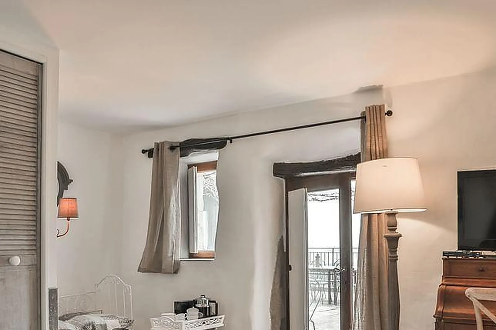 Lieux événementiels, LE HAMEAU DE LA MÛRE