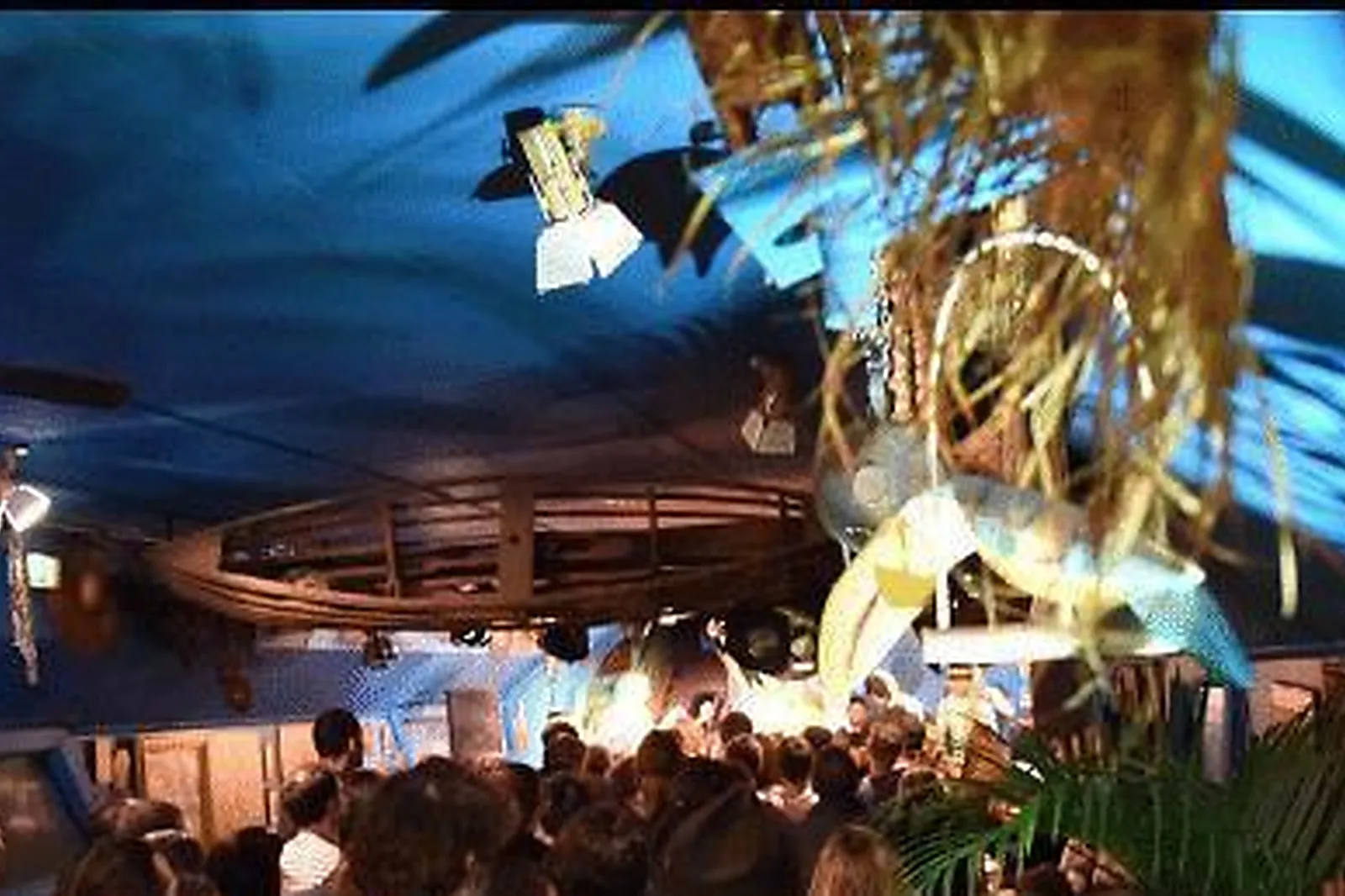 Lieux événementiels, LE JARDIN FLOTTANT