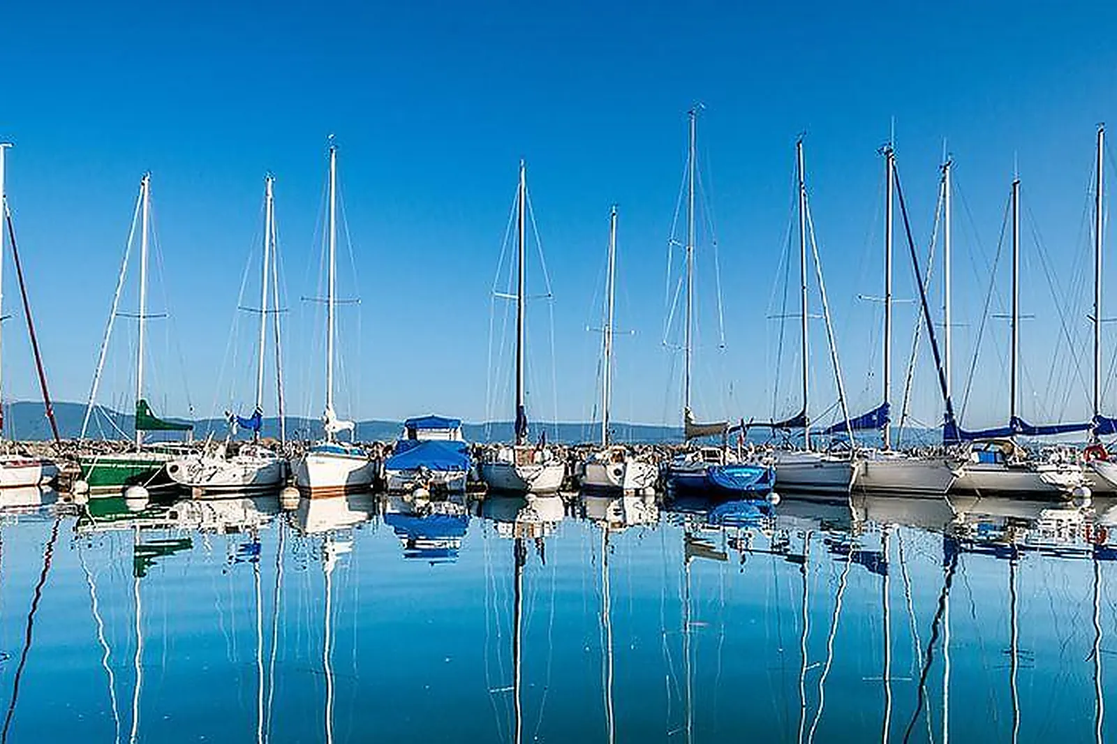 Lieux événementiels, LE JULES VERNE ****