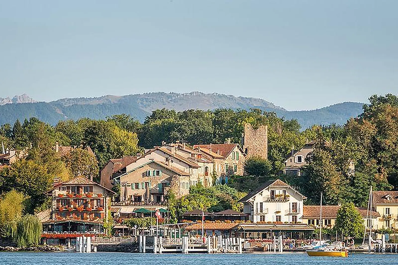 Lieux événementiels, LE JULES VERNE ****