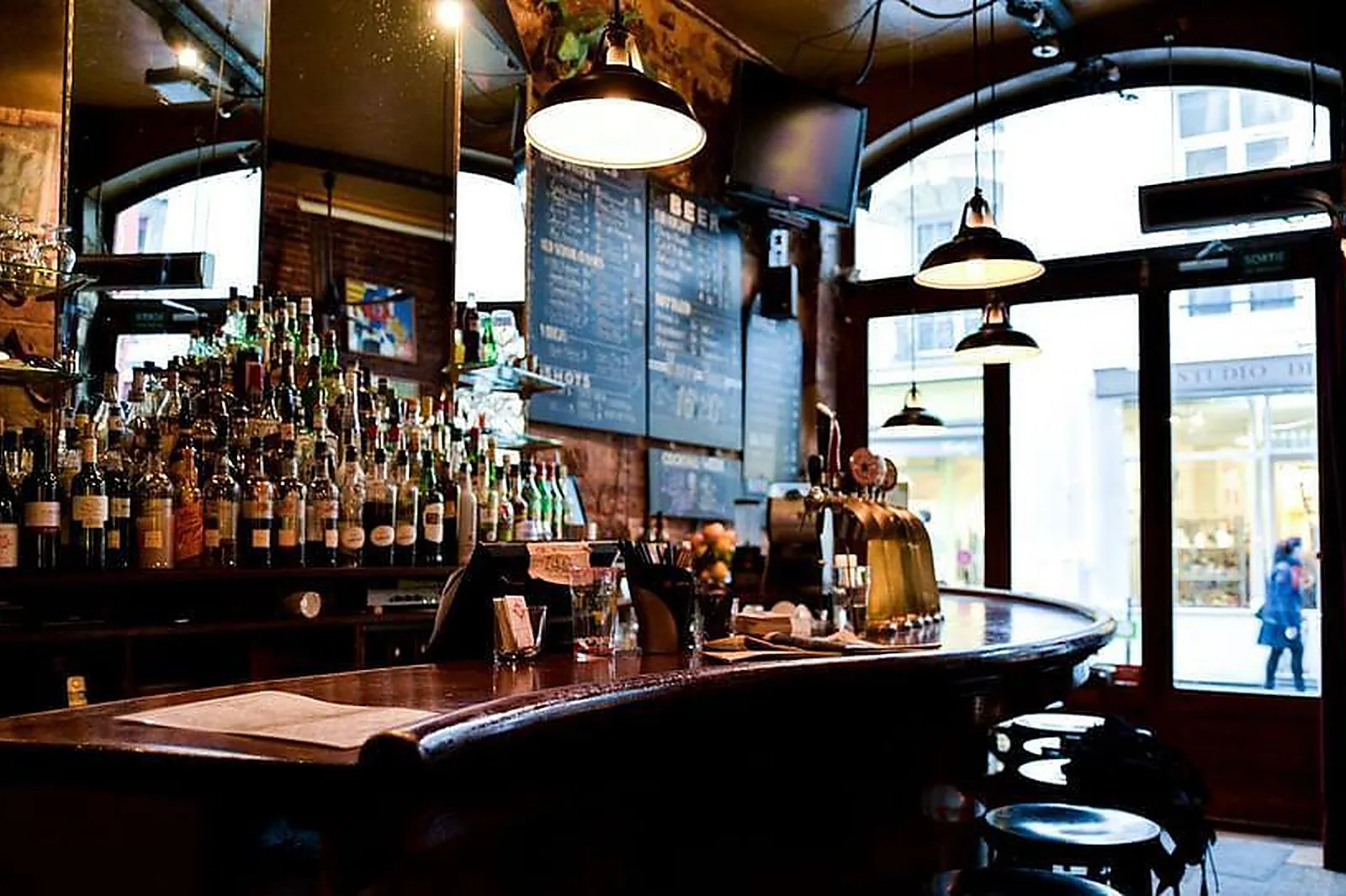 Lieux événementiels, LE LIZARD LOUNGE