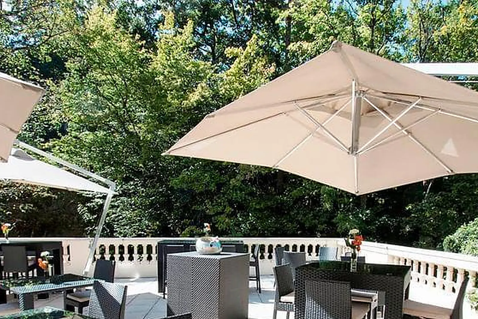 Lieux événementiels, RAYON - LES VALLÉES