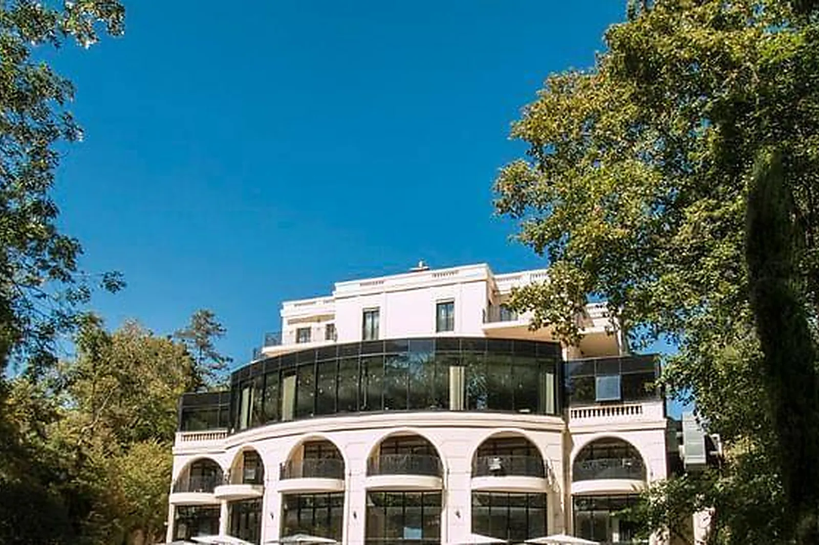 Lieux événementiels, RAYON - LES VALLÉES
