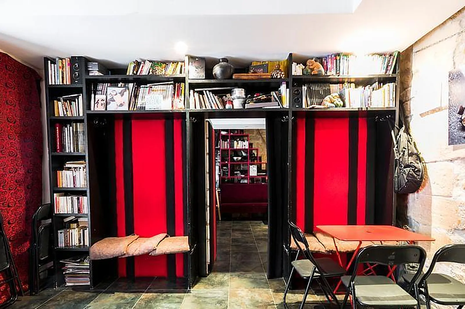 Lieux événementiels, LE MACAREUX