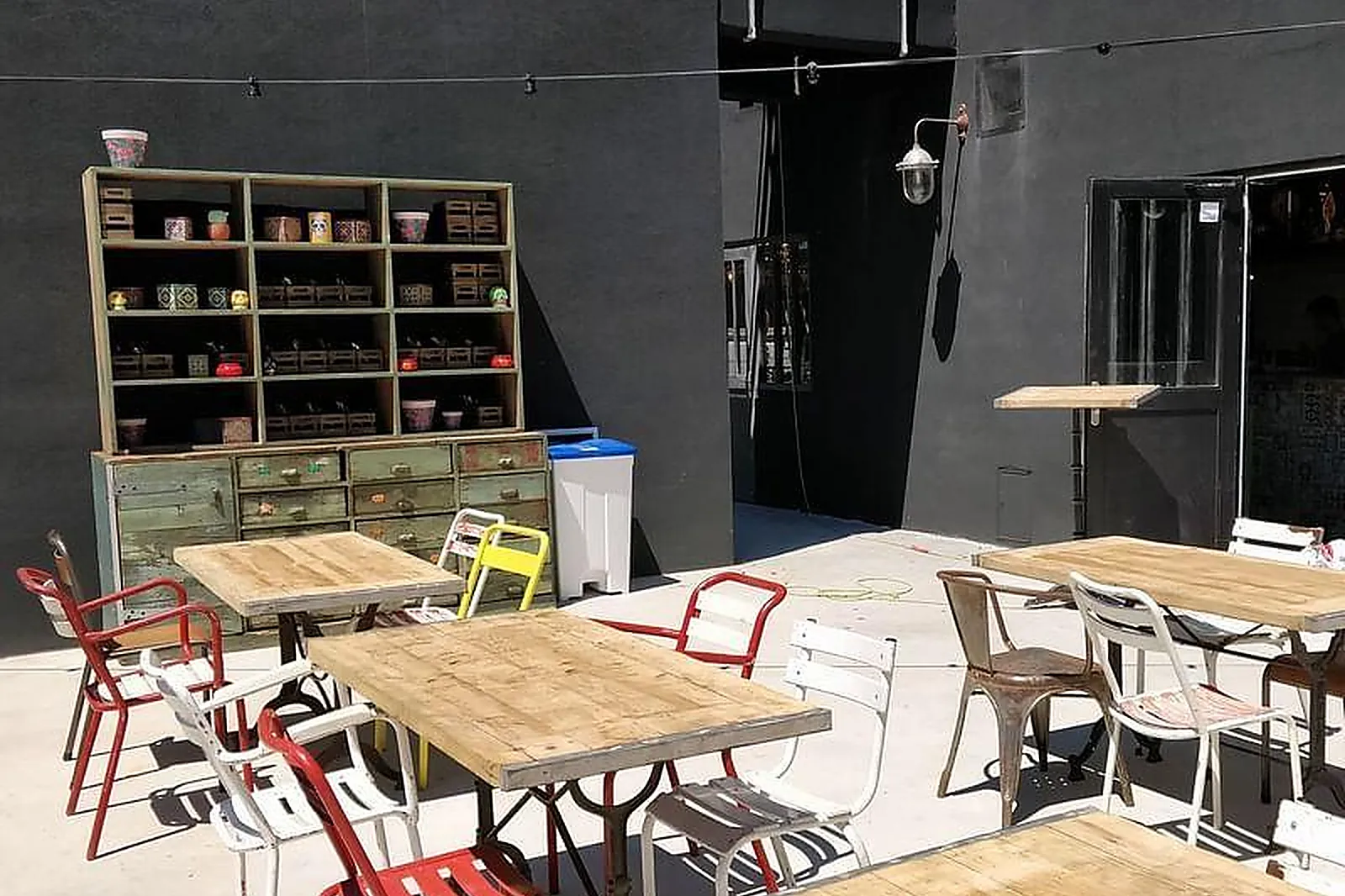 Lieux événementiels, LE MANITA