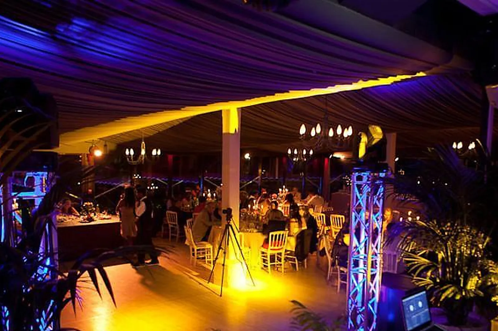 Lieux événementiels, LE MANOIR - PARIS COUNTRY CLUB