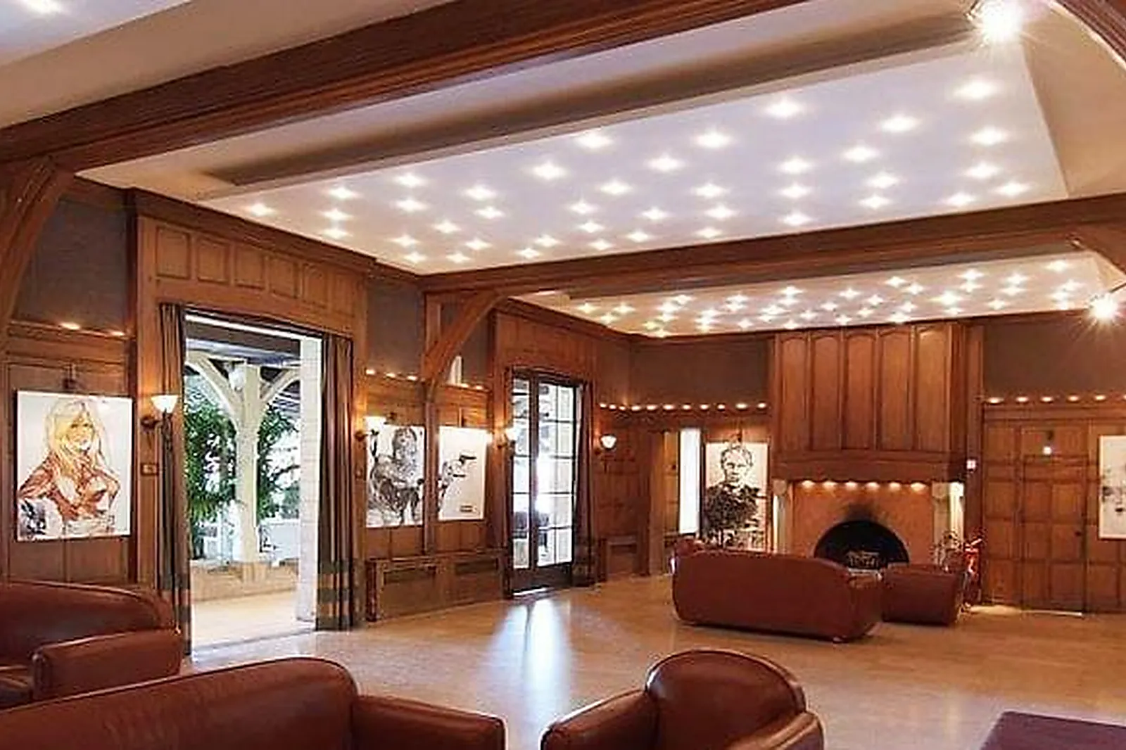 Lieux événementiels, LE MANOIR - PARIS COUNTRY CLUB