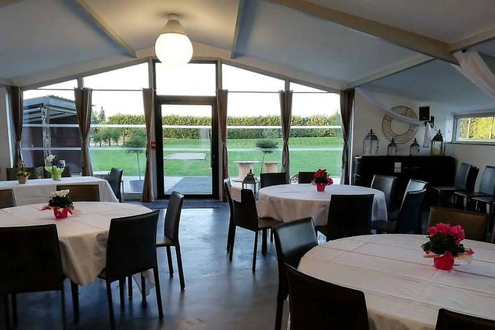 Lieux événementiels, LE MANOIR D'EOLE