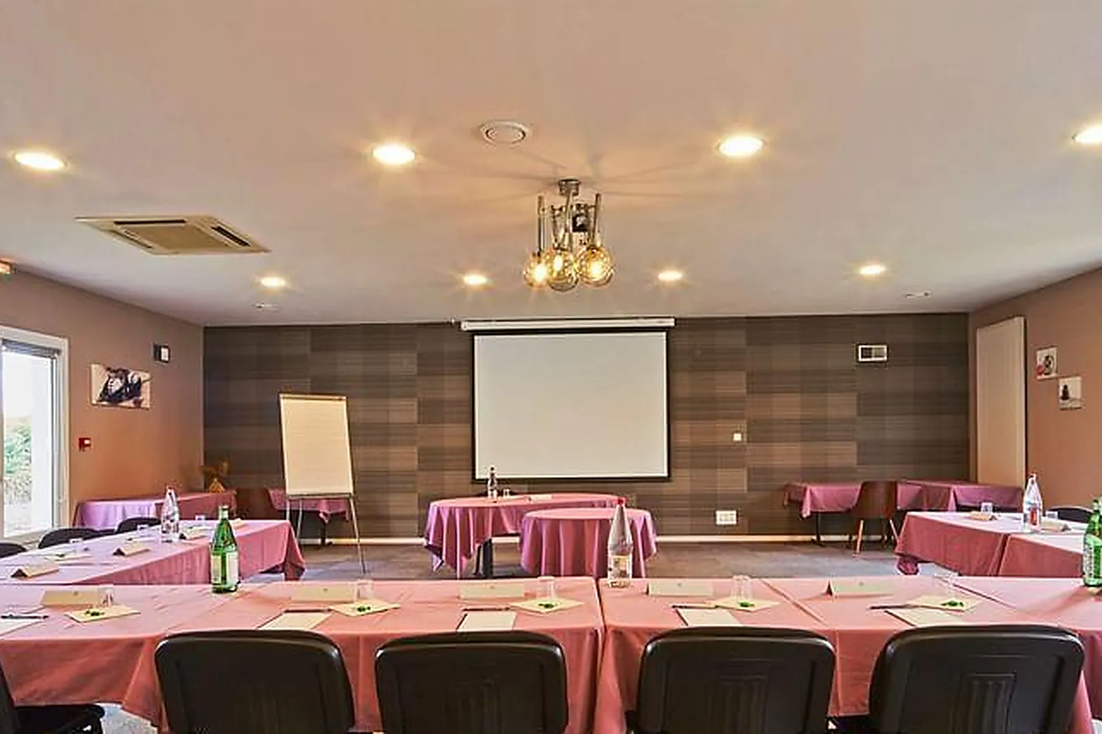 Lieux événementiels, LE MARAIS