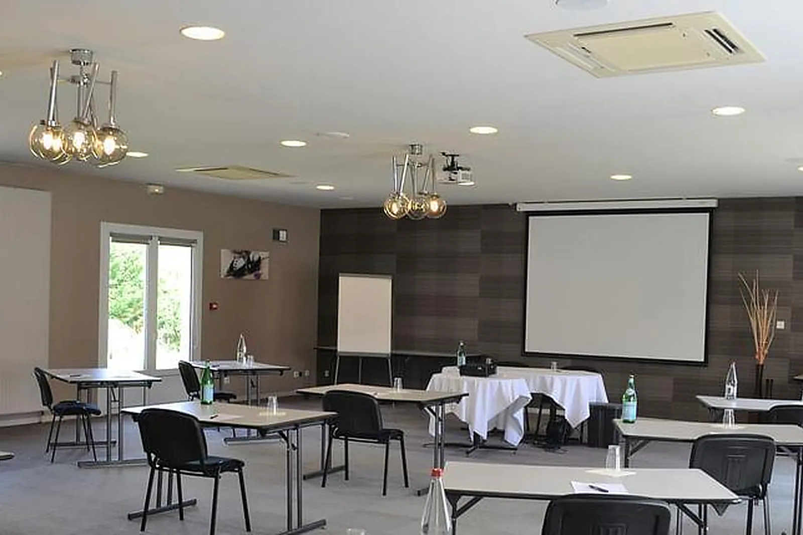 Lieux événementiels, LE MARAIS