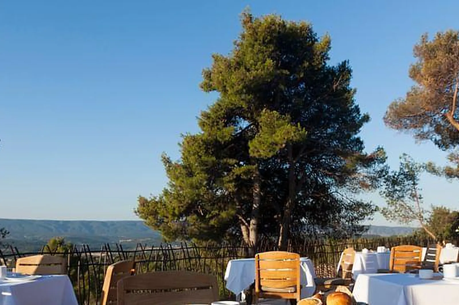 Lieux événementiels, LE MAS DES HERBES BLANCHES RELAIS & CHÂTEAUX *****