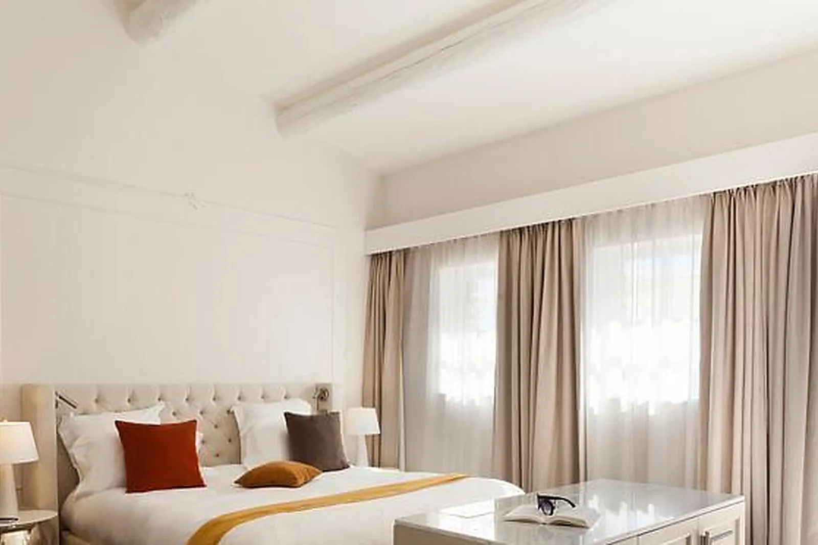 Lieux événementiels, LE MAS DES HERBES BLANCHES RELAIS & CHÂTEAUX *****