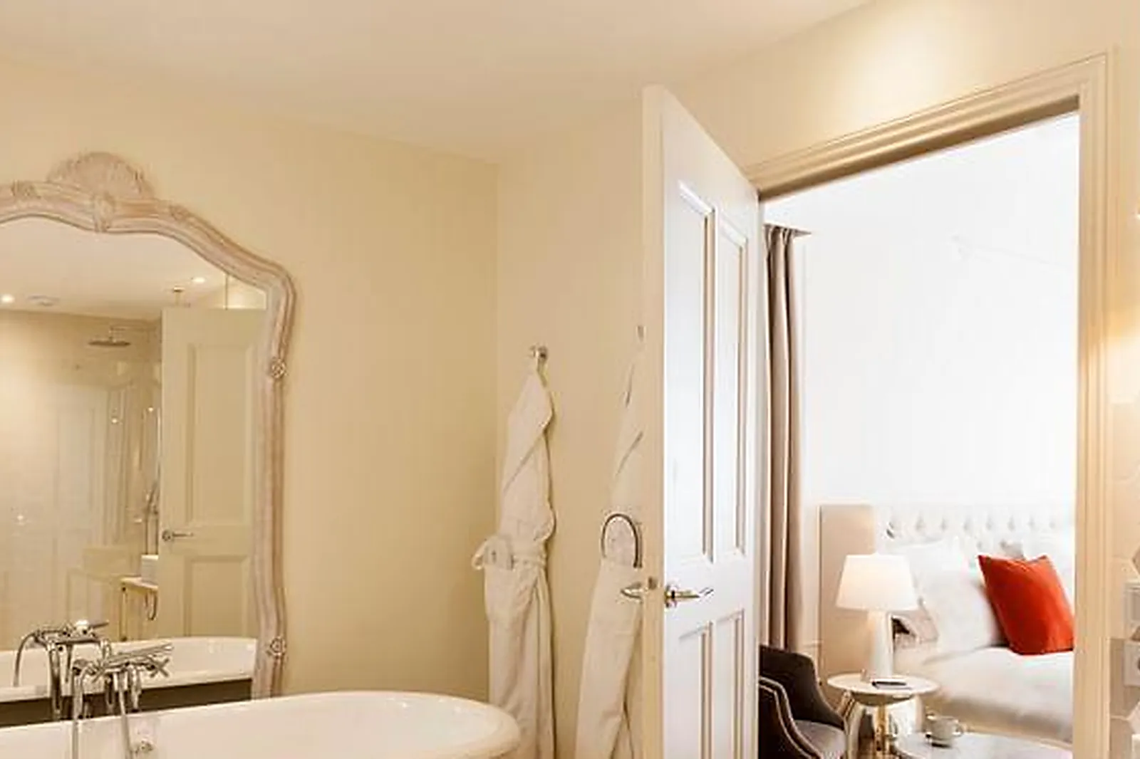 Lieux événementiels, LE MAS DES HERBES BLANCHES RELAIS & CHÂTEAUX *****