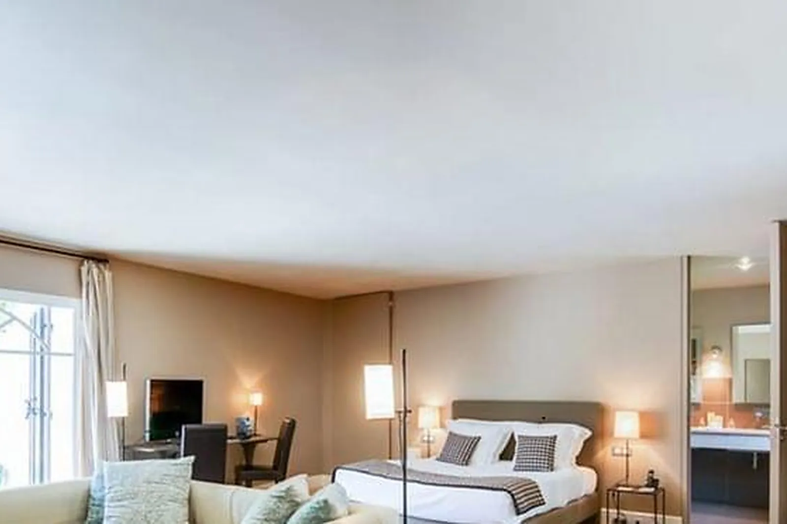 Lieux événementiels, LE MAS DE PEINT - MANADE JACQUES BON