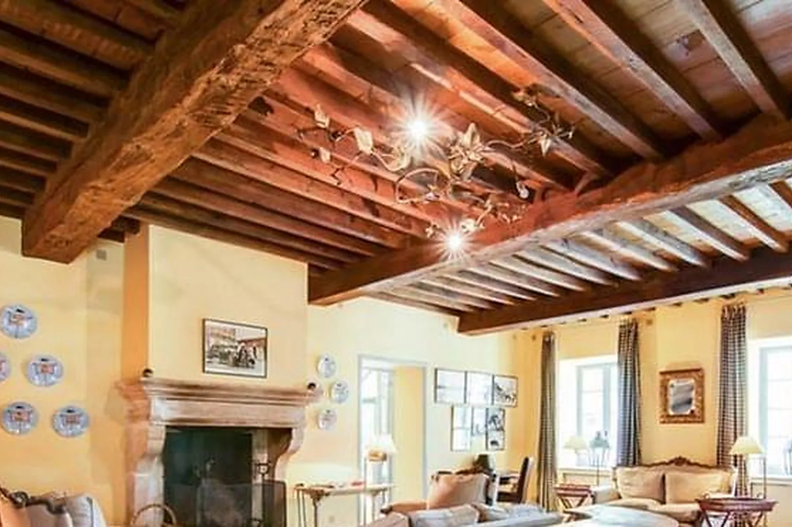 Lieux événementiels, LE MAS DE PEINT - MANADE JACQUES BON