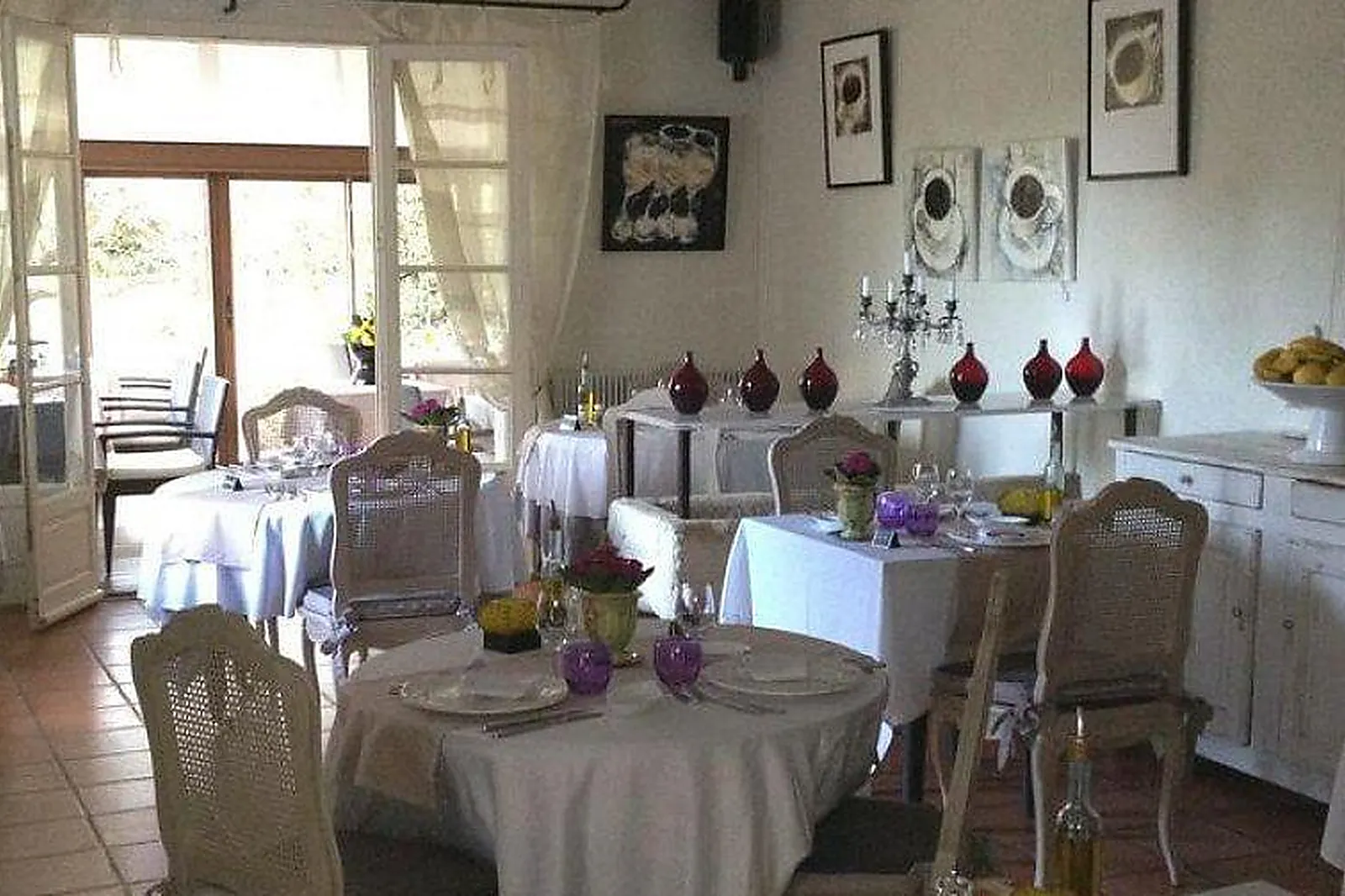 Lieux événementiels, LE MAS DES CARASSINS