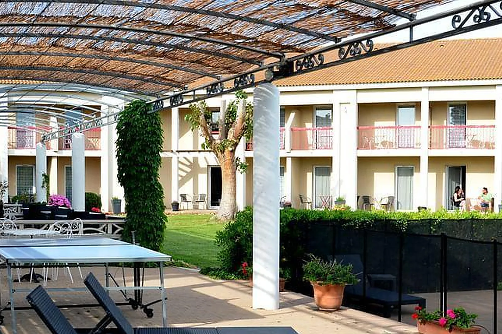 Lieux événementiels, LE MAS DES PONTS D'ARLES