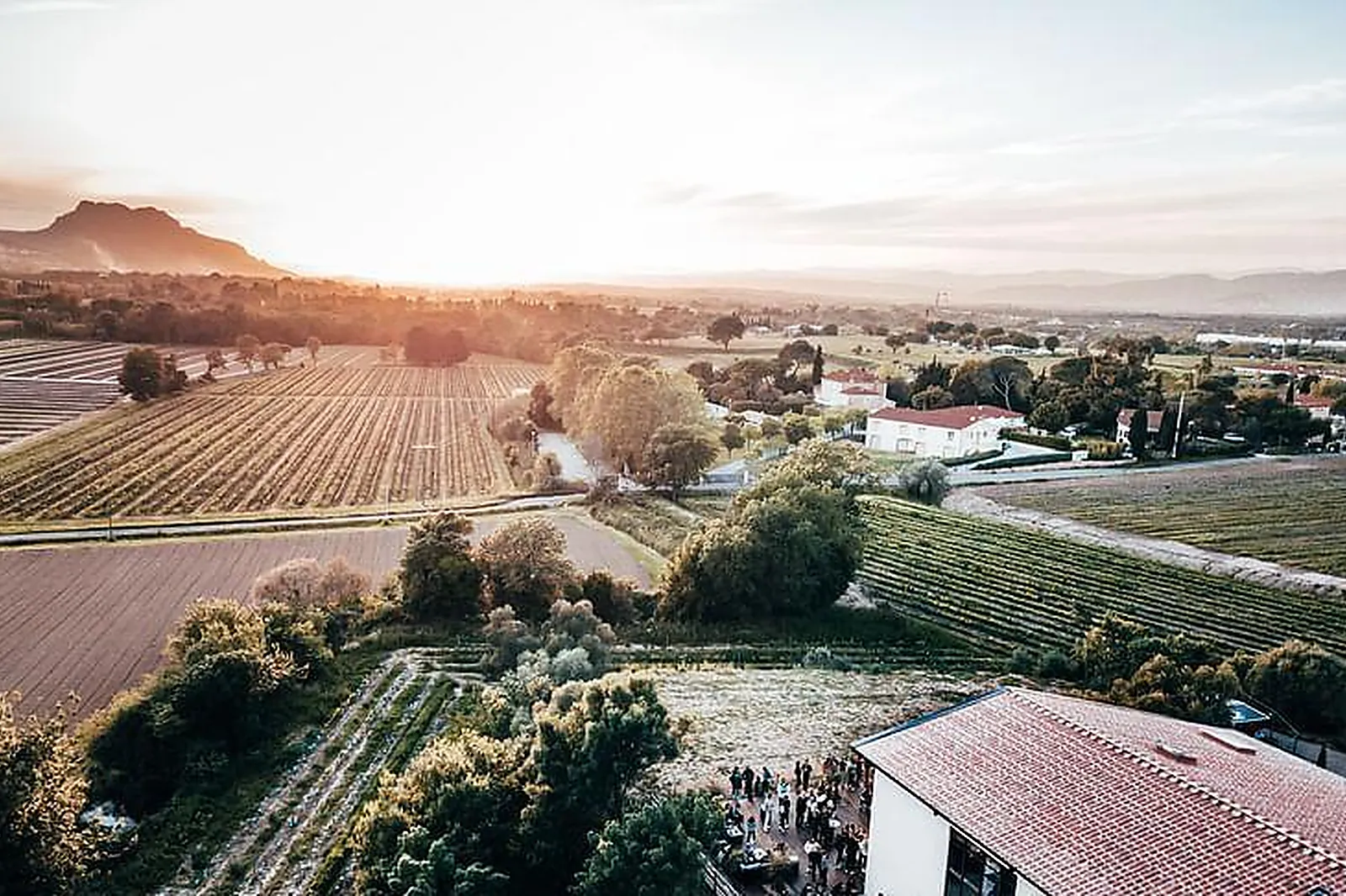 Lieux événementiels, NJ FORMATIONS