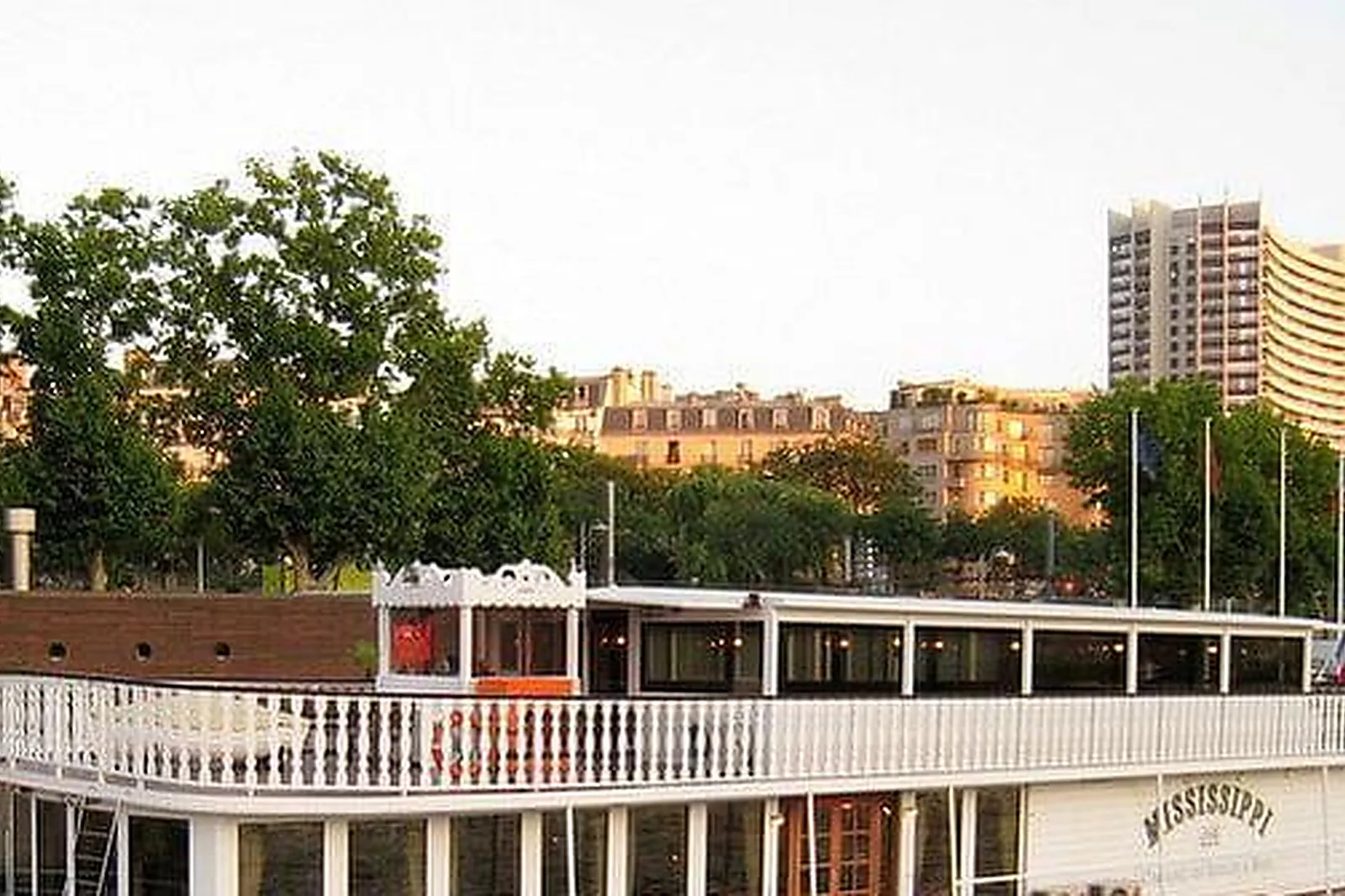 Lieux événementiels, LE MISSISSIPPI