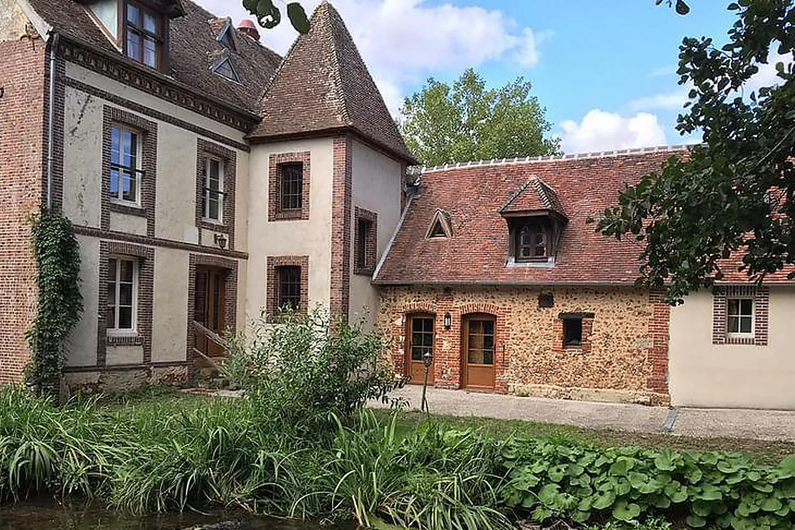 Lieux événementiels, LE MOULIN DE BALINES