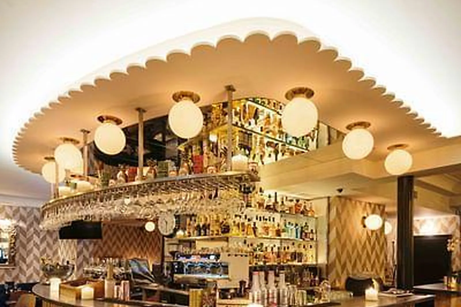 Lieux événementiels, LE MUSSET