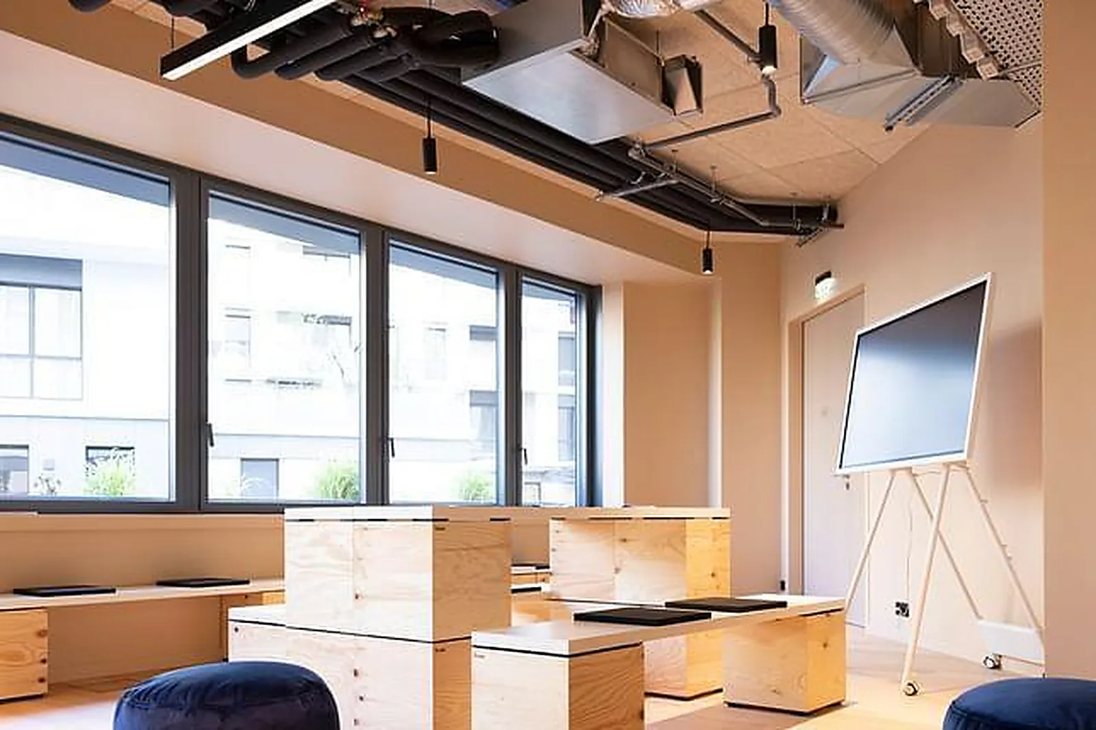 Lieux événementiels, LE NIDA