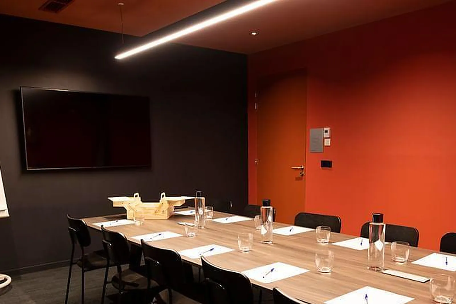 Lieux événementiels, LE NIDA